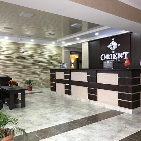 Orient Hotel Osh Luaran gambar